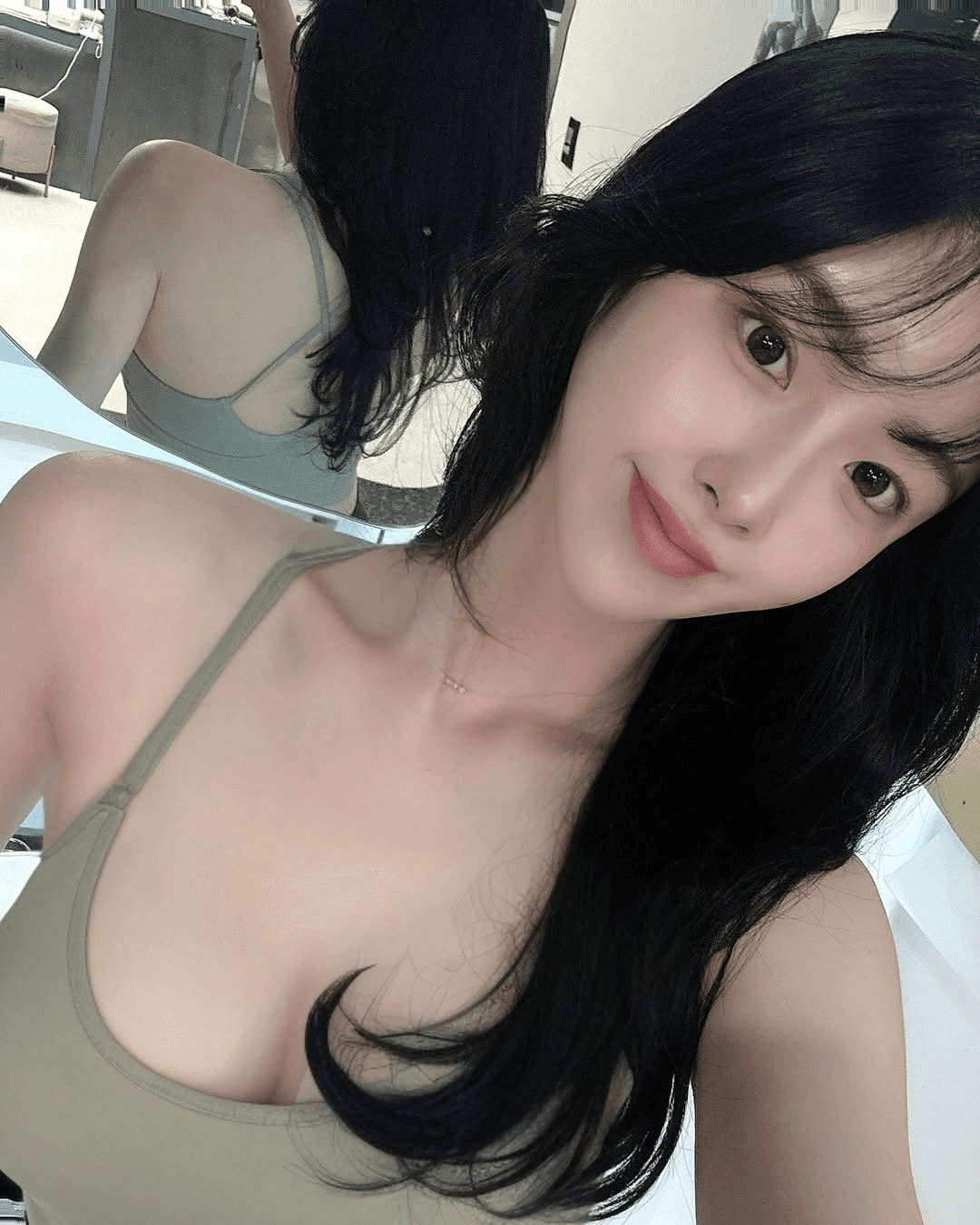 쌩얼로 다니는 날이 더 많은 요즘,
#강남반영구 샵에서 요즘 떠오르는 애교살 반영구하기 딱 좋지!
너무 자연스러워서 내 스타일이야 ㅎㅎ☺️
@beautitude___

#애교살 #애교살반영구 #강남애교살반영구 #반영구화장